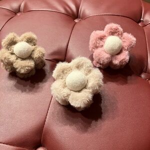 Beautiful Flower Claw Piper K Clips